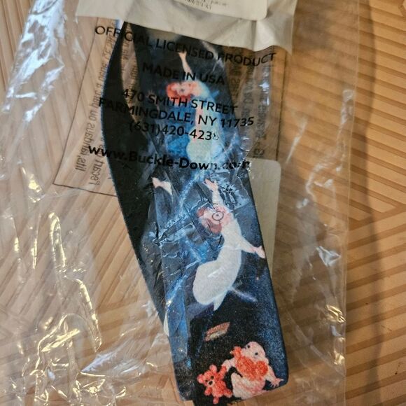 Buckle Down Lanyard Peter Pan Flying Scene Unisex 1" Neutral - Picture 4 of 7